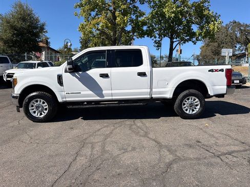 Used 2019 Ford F250 XLT AWD/4WD image 12