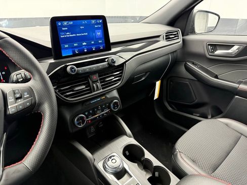 New 2026 Ford Escape ST-Line w/ Cold Weather Package image 5