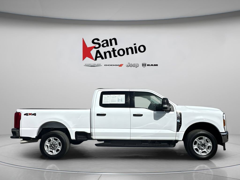 Used 2025 Ford F250 XLT AWD/4WD image 16