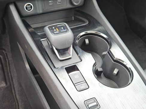 Used 2021 Nissan Rogue SV w/ Premium Package image 20