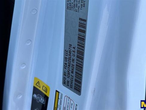 Used 2025 Jeep Gladiator Willys image 36