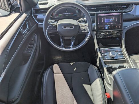 Used 2024 Jeep Grand Cherokee Trailhawk w/ Advanced Protech Group II image 21