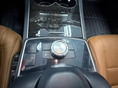 Used 2014 Mercedes-Benz E 350 Cabriolet image 69