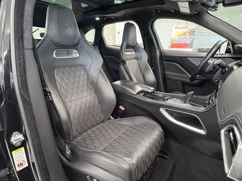 Used 2020 Jaguar F-PACE SVR AWD/4WD image 24