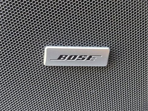 Used 2022 GMC Yukon SLT w/ SLT Premium Package image 23