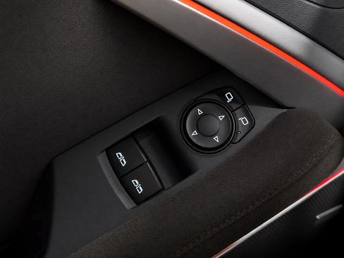 Used 2018 Chevrolet Camaro ZL1 RWD image 24