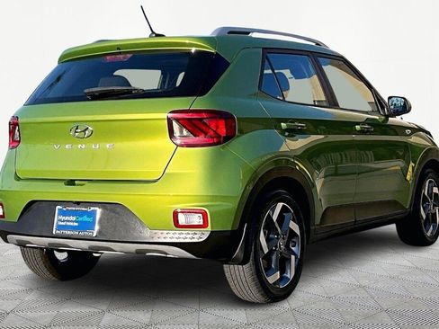 Certified 2023 Hyundai Venue SEL image 2
