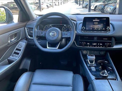 Used 2023 Nissan Rogue SV w/ SV Premium B Package AWD/4WD image 6