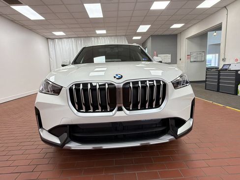 Used 2026 BMW X1 xDrive28i w/ Technology Package AWD/4WD image 5
