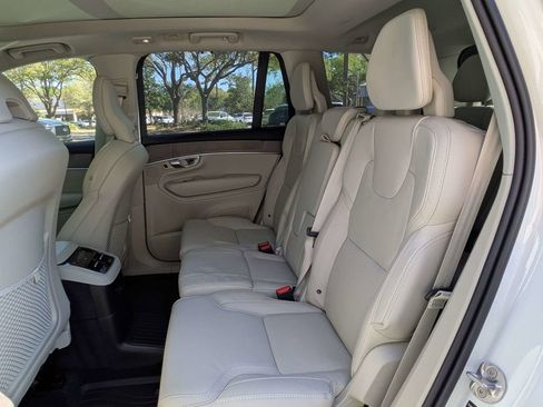 New 2026 Volvo XC90 T8 Ultra w/ Protection Package Premier AWD/4WD image 14