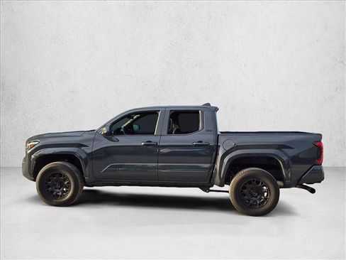 Used 2025 Toyota Tacoma SR5 RWD image 7