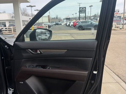 New 2025 MAZDA CX-5 Signature image 20