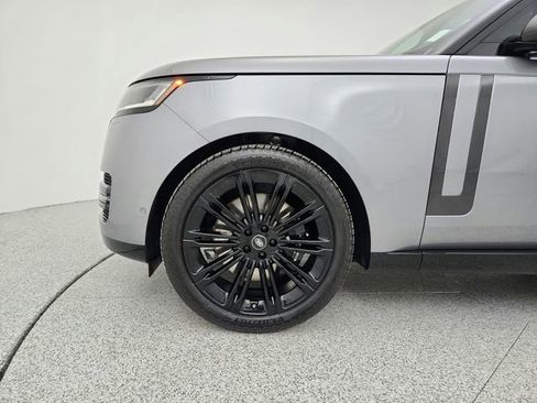 Certified 2024 Land Rover Range Rover SE image 13