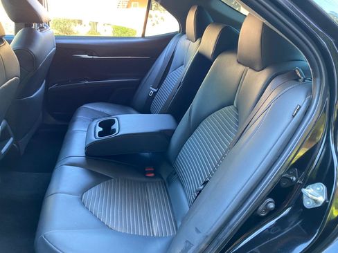 Used 2019 Toyota Camry SE w/ Audio Package FWD image 36