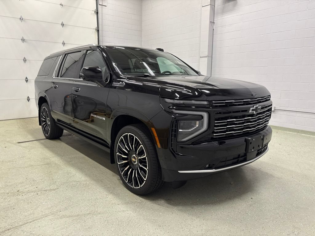 Used 2026 Chevrolet Suburban High Country AWD/4WD image 2