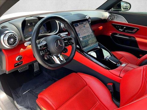 Used 2022 Mercedes-Benz SL 63 AMG 4MATIC image 14