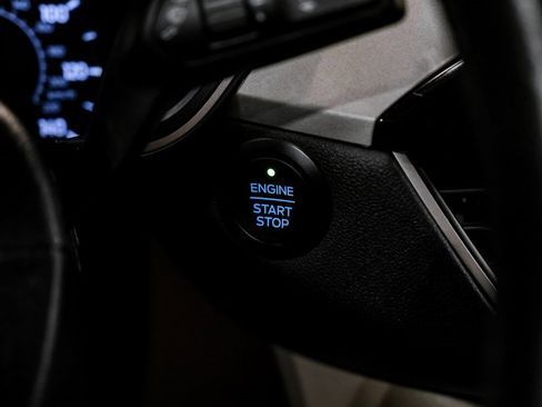 Used 2021 Ford Escape SEL image 17