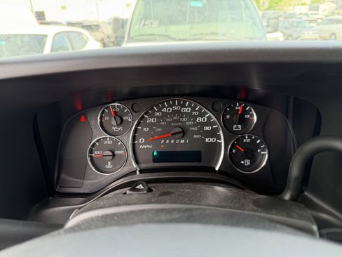 New 2026 Chevrolet Express 2500 Extended w/ Driver Convenience Package RWD image 16