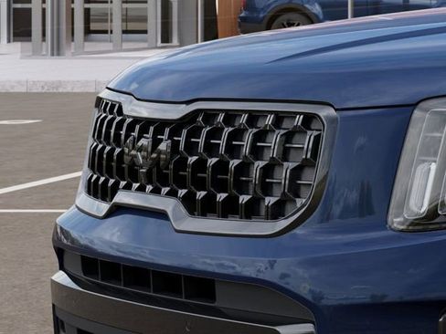 Certified 2025 Kia Telluride SX Prestige X-Line AWD/4WD image 12
