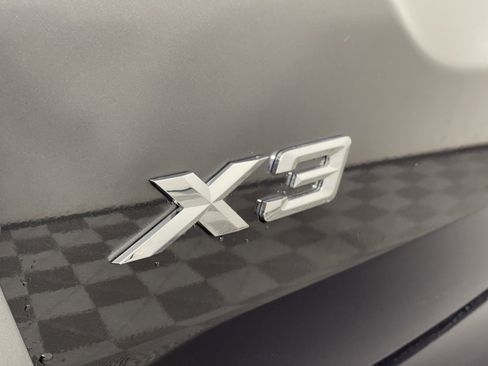 Used 2021 BMW X3 xDrive30e image 15