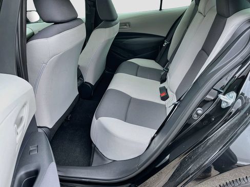 Used 2026 Toyota Corolla LE FWD image 23