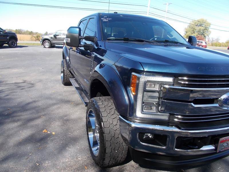 Used 2017 Ford F250 Lariat w/ Lariat Ultimate Package AWD/4WD image 10