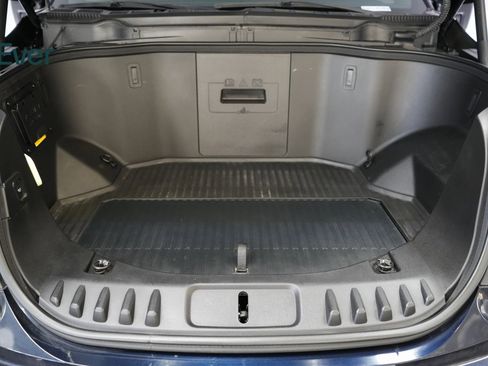 Used 2024 Ford F150 Lightning Lariat image 17