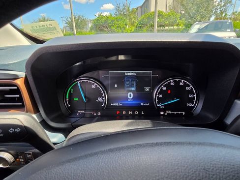 Used 2024 Ford Maverick Lariat FWD image 26