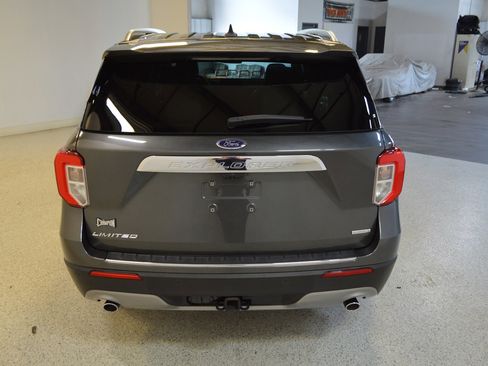 Used 2020 Ford Explorer Limited w/ Class III Trailer Tow Package image 4