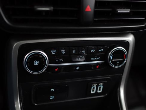 Used 2020 Ford EcoSport SES AWD/4WD image 15