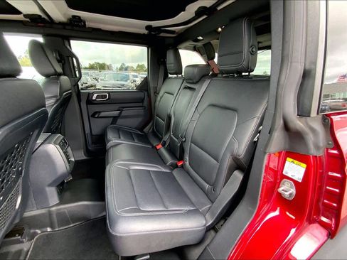 Certified 2025 Ford Bronco Badlands image 21