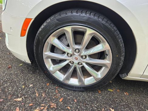 Used 2014 Cadillac XTS Luxury FWD image 17