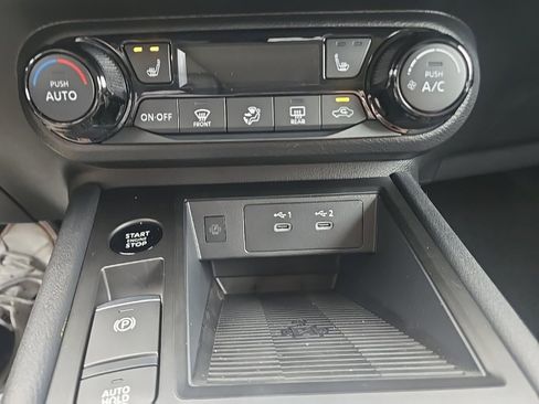 New 2026 Nissan Kicks SV image 18