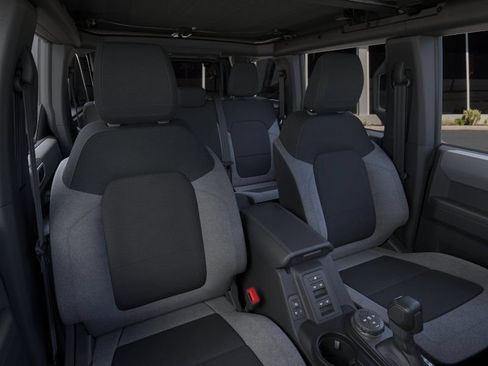 Used 2025 Ford Bronco Big Bend AWD/4WD image 10