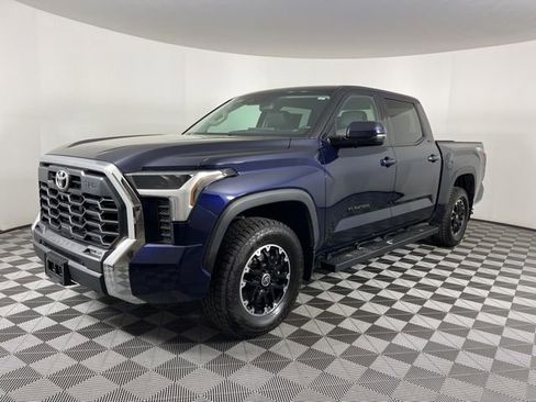 Used 2022 Toyota Tundra SR5 w/ TRD Off-Road Premium Package image 5