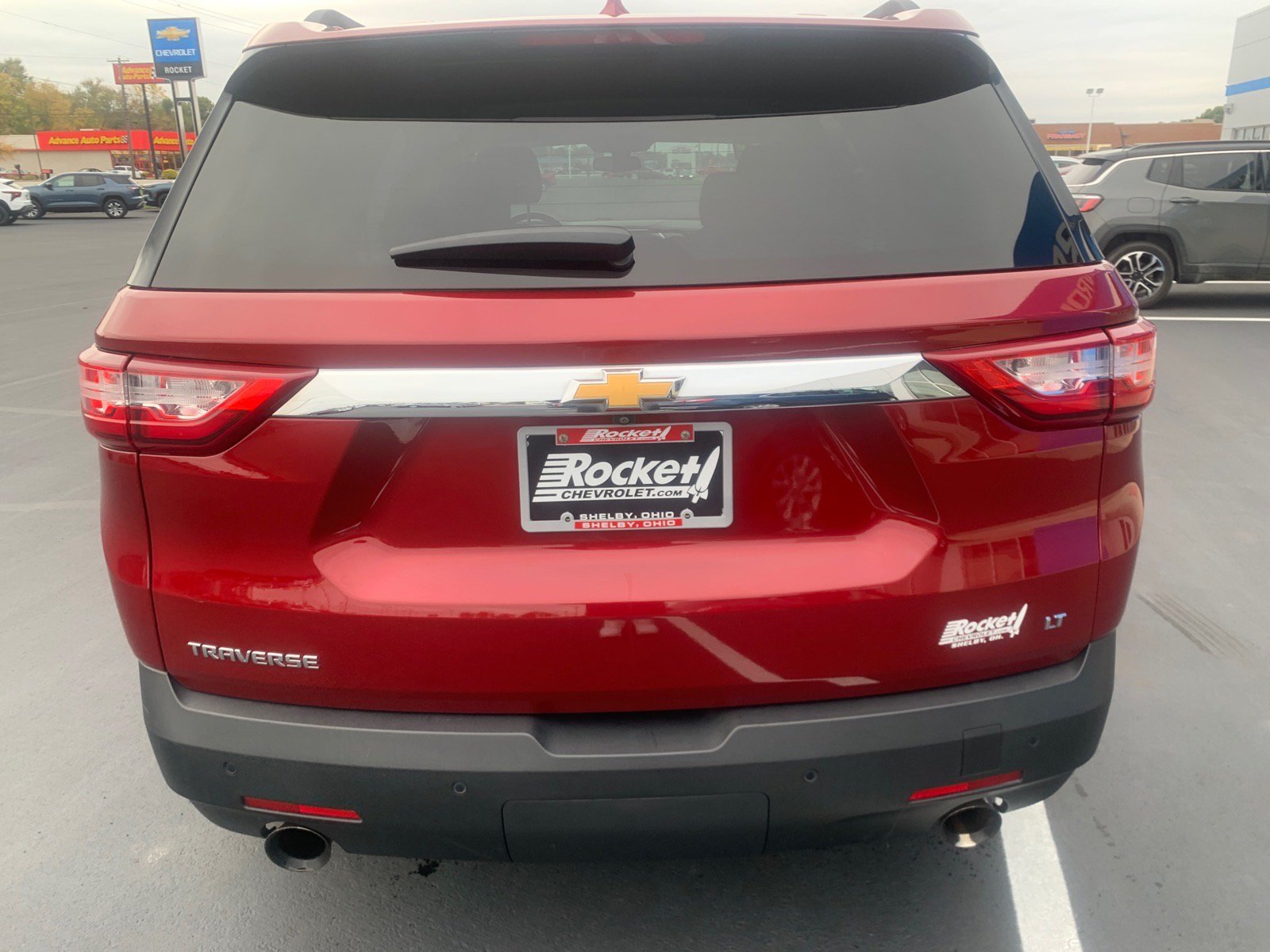Used 2021 Chevrolet Traverse LT FWD image 4