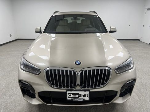 Used 2019 BMW X5 xDrive40i w/ M Sport Package image 3