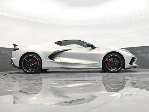 Used 2023 Chevrolet Corvette Stingray Coupe w/ Z51 Performance Package RWD image 25