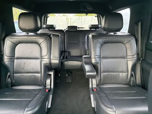Used 2024 Lincoln Navigator Reserve AWD/4WD image 26