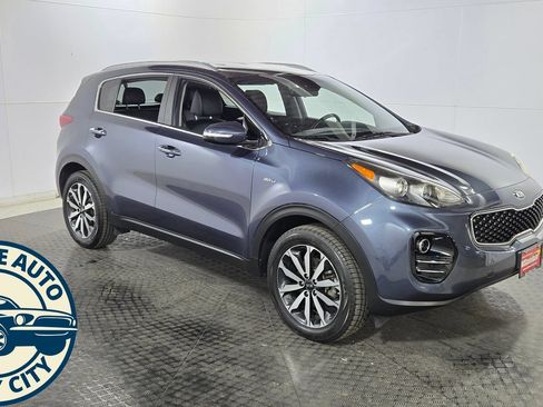 Used 2019 Kia Sportage EX AWD/4WD image 9