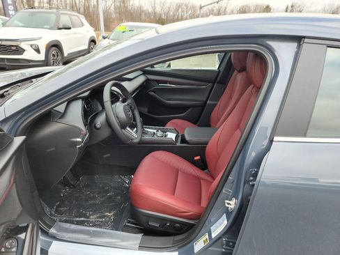 New 2026 MAZDA MAZDA3 Carbon image 18