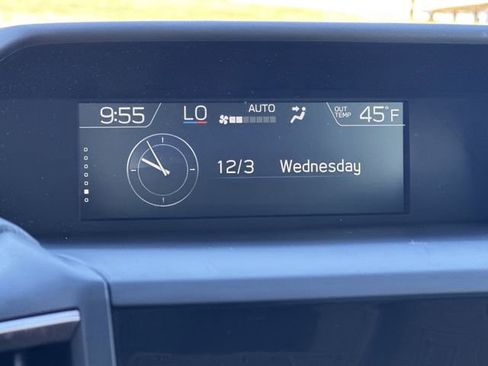 Used 2023 Subaru Forester Premium image 17