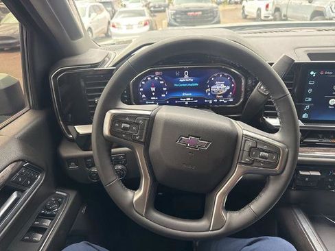 Used 2024 Chevrolet Silverado 2500 LTZ w/ LTZ Plus Package image 7