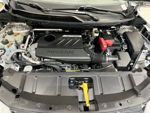 Used 2023 Nissan Rogue SV AWD/4WD image 33
