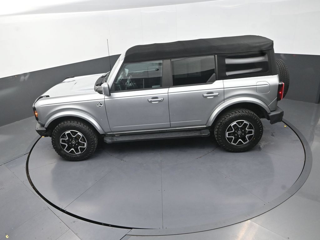 Used 2021 Ford Bronco Outer Banks AWD/4WD image 16