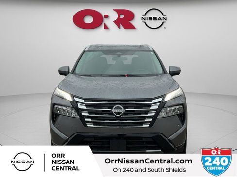 New 2026 Nissan Rogue Platinum w/ Platinum Premium Package AWD/4WD image 2