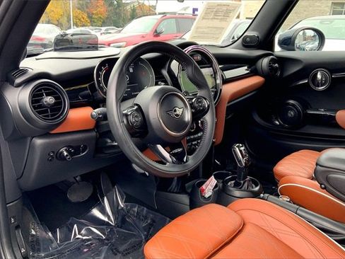Used 2021 MINI Cooper S image 13