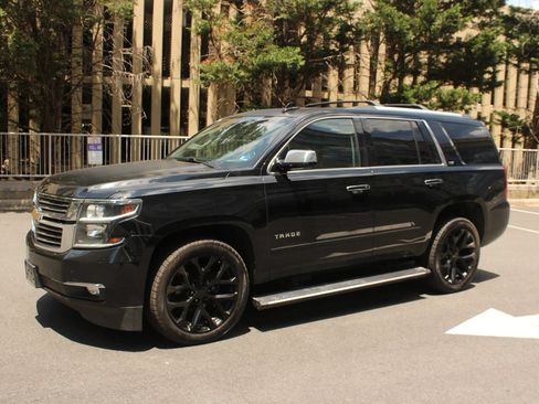 Used 2016 Chevrolet Tahoe LTZ AWD/4WD image 13