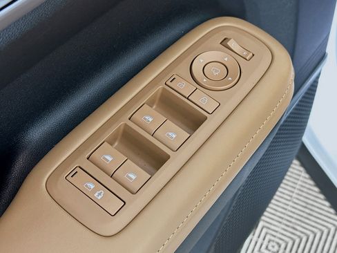 Used 2024 Hyundai Santa Fe Limited AWD/4WD image 18