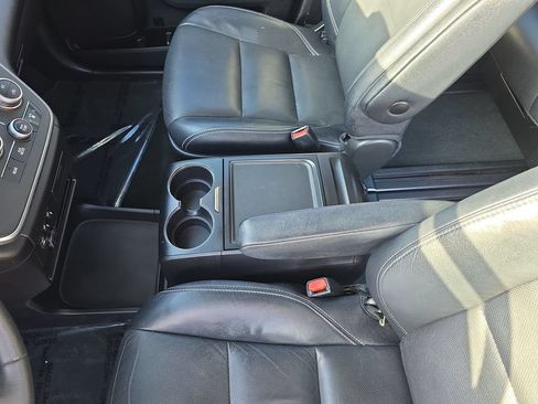 Used 2016 Toyota Sienna SE Premium FWD image 25